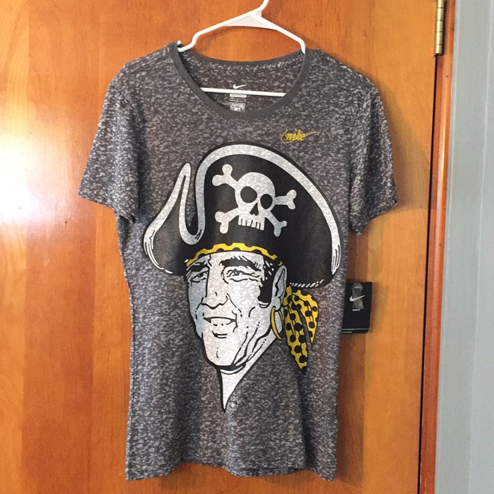 Pirates T-shirt